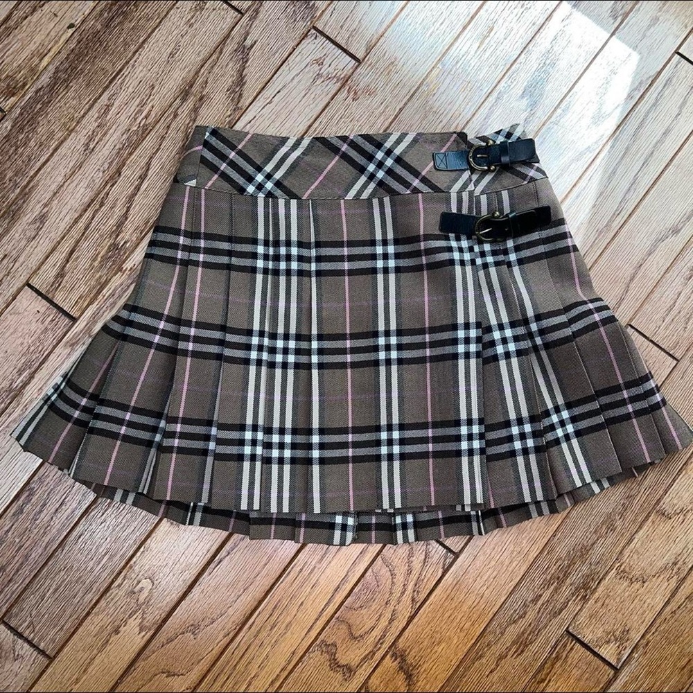 Vintage Burberry mini skirt